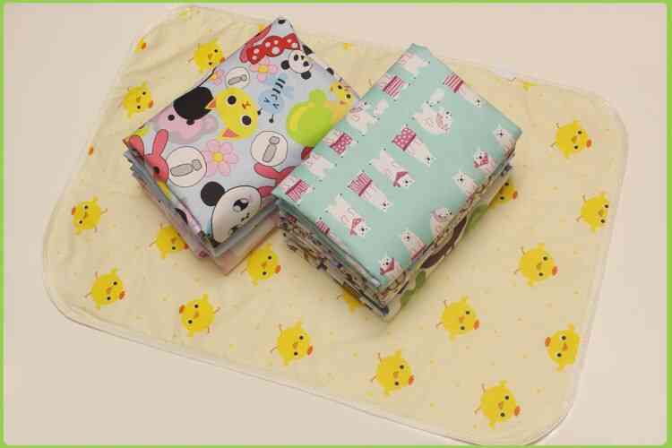 30*45cm High Quality Cartoon Mattresses Waterproof Changing Mat Thickened Quilted Soft Bed Covers For Cama Infantil Living Area